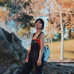 Meet your Posher, Estelle